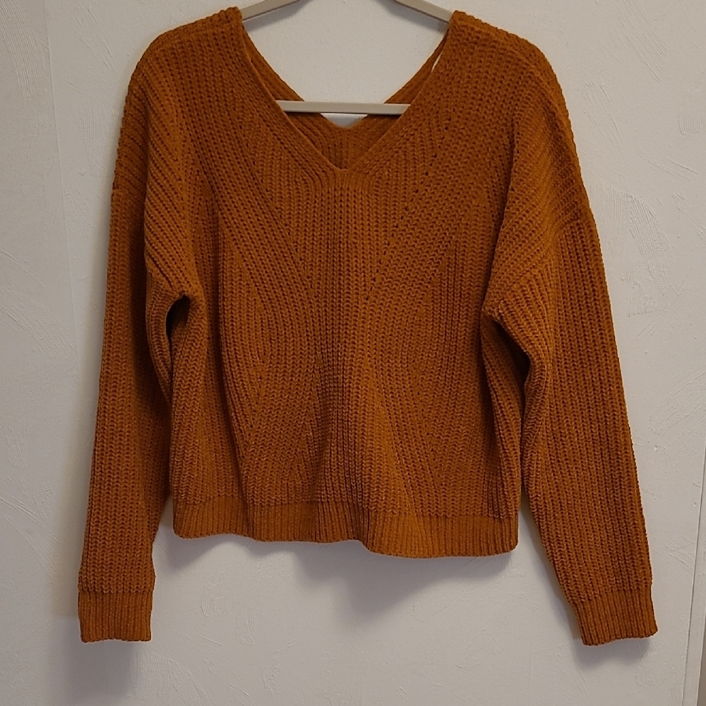 Elegant V-Neck Sweater in Rich Brown - Picture 6 of 7